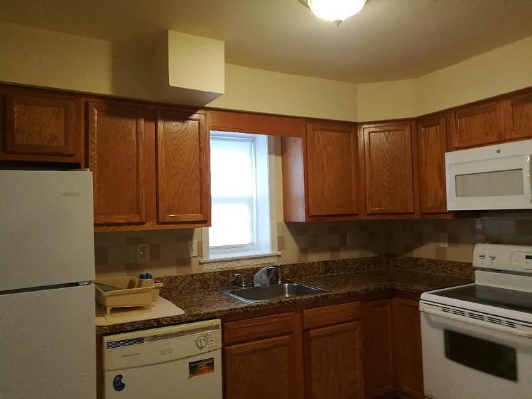 2042 Fort Davis St SE #201 — Photo 12