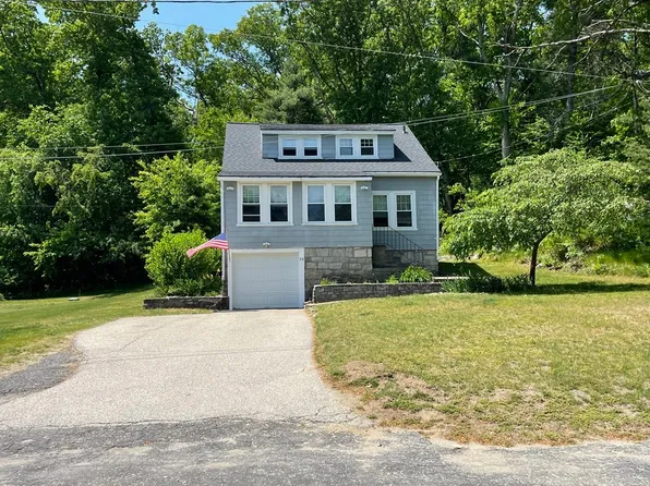 16 Homestead Ave, Uxbridge, MA 01569