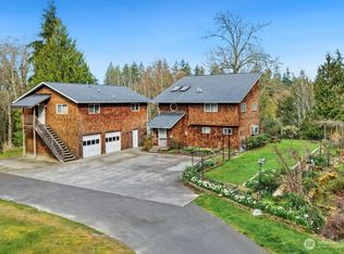 951 Higher Ground Lane, Port Orchard, WA 98366