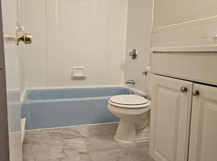 133 English Village Rd Floor 3-303, Manchester, NH 03102