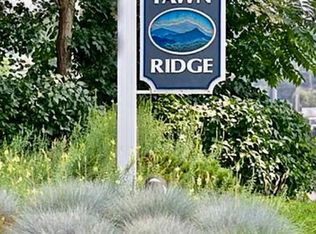 115 Fawn Ridge Ln, Norwalk, CT 06851