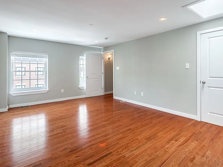 301 Market Street — Photo 8
