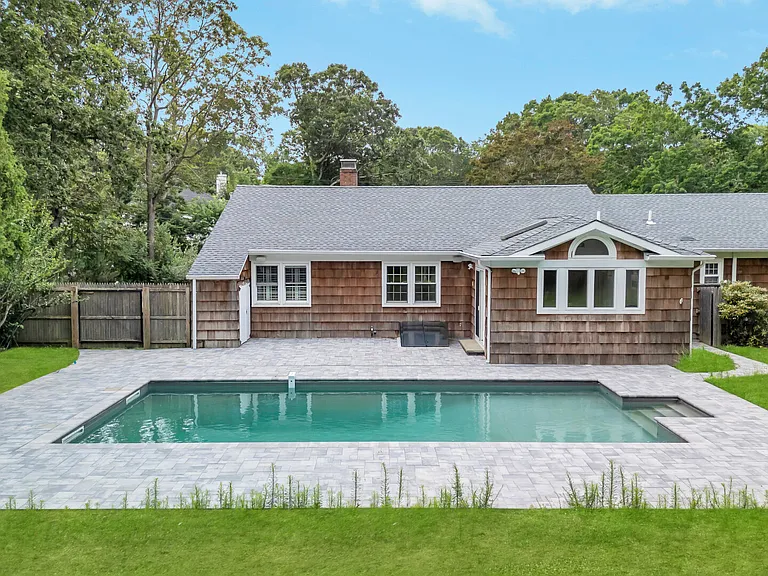 81 Roses Grove Rd — Photo 21
