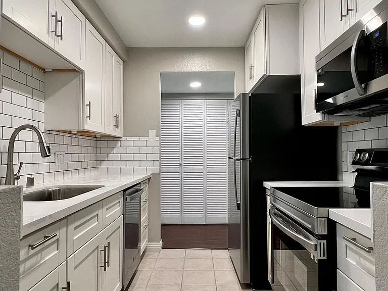 4080 Rosenda Ct #204 — Photo 1