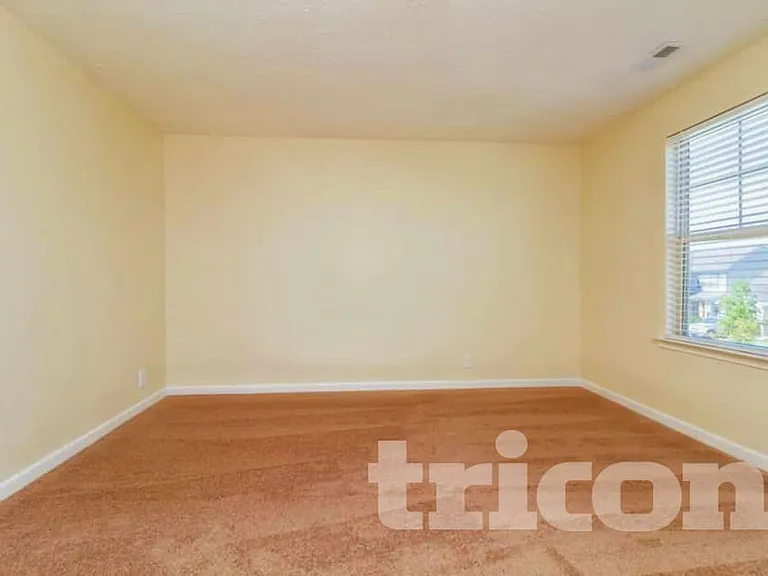 1842 Warmingfield Dr — Photo 9