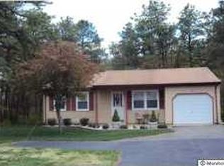 3 Rose La, Whiting, NJ 08759