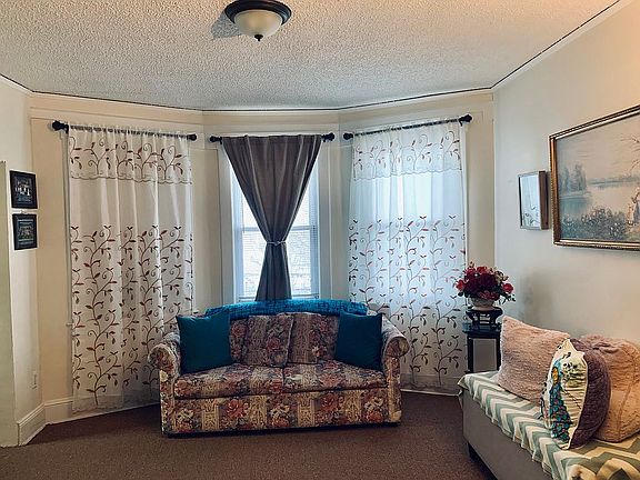 Comfortable living room