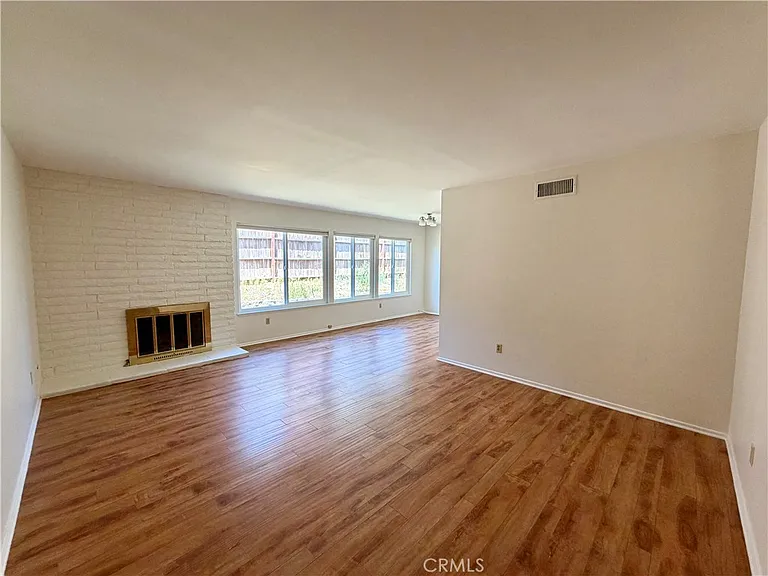 3430 Bahia Pl — Photo 2