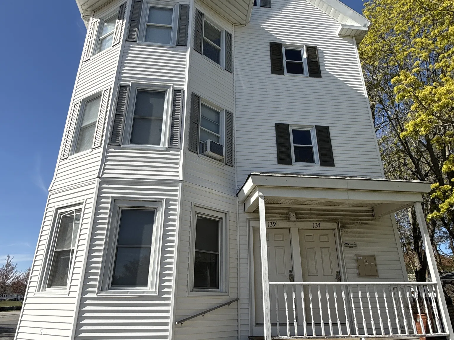137-139 Perry Street - 2 — Photo 2