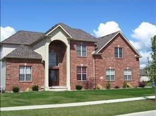 10536 Pike St, Winfield, IN 46307