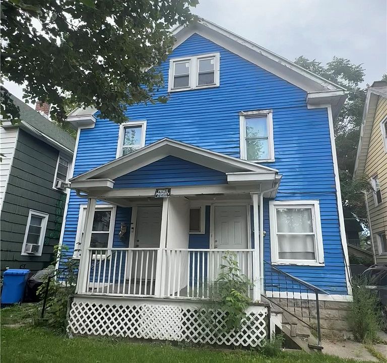 1st image of 176-178 Roycroft Dr