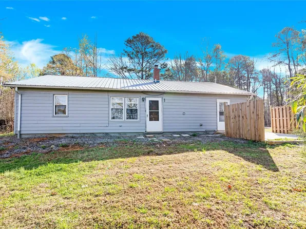 6716 Navajo Trl, Sherrills Ford, NC 28673