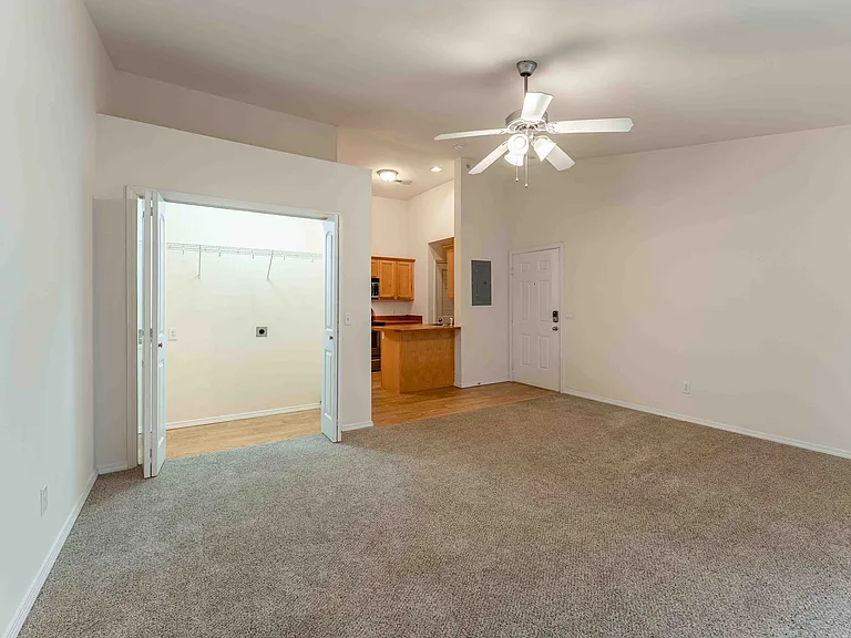 Battlefield Park Apartments — Photo 35