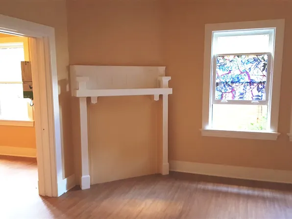 21-23 Howard St, Pittsburgh, PA 15209