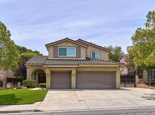 20871 Oakdale Ln, Riverside, CA 92508