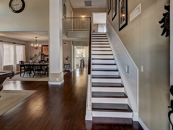 3rd image of 4147 E Vista Dr