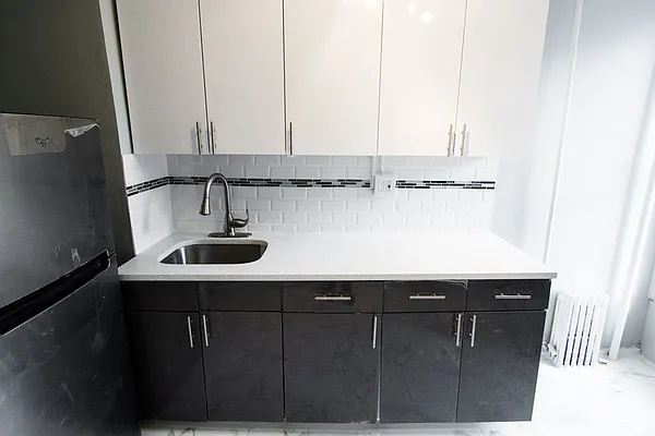 Rented by TheRealEstateCompany.com LLC | media 20