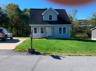 115 Still Meadows Ln, Shady Spring, WV 25918