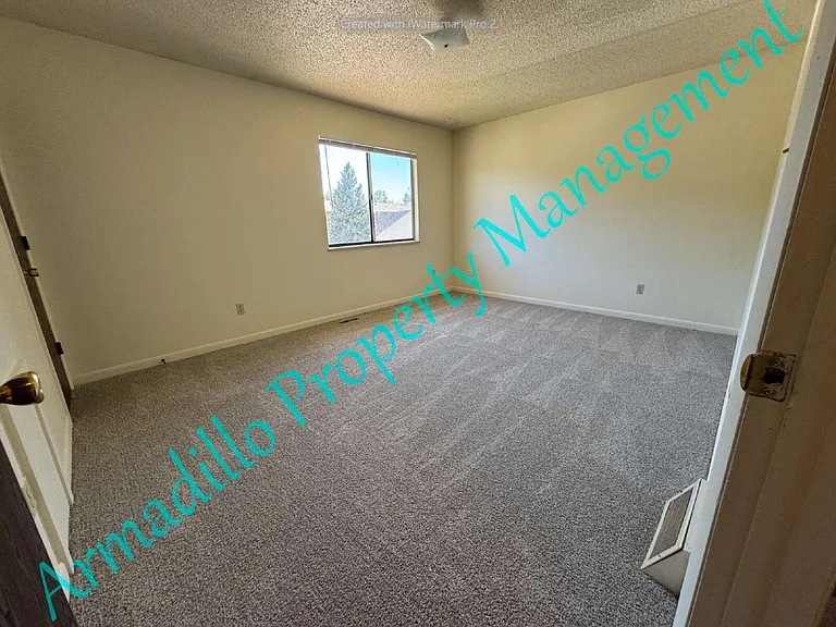 606 W Alpert Ct — Photo 9