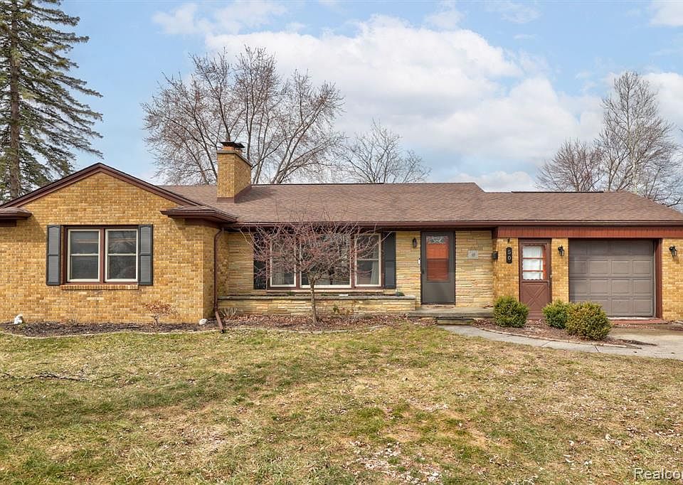 50 Mackinaw Ct, Saginaw, MI 48602 Zillow