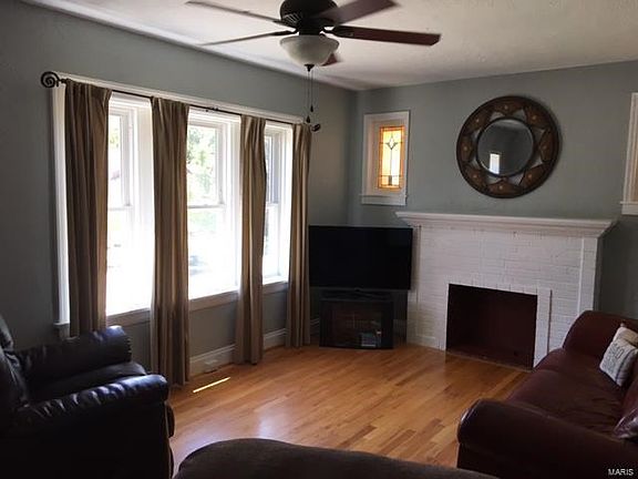 3rd image of 6541 Parkwood Pl