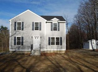 79 Townsend St, Pepperell, MA 01463
