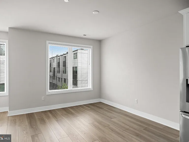 2150 Northbank Pl #143 — Photo 15
