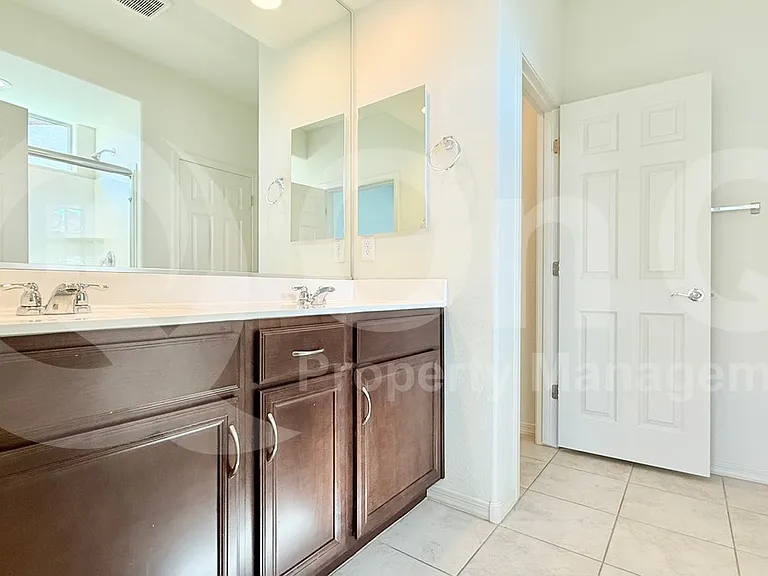9034 W Luke Ave — Photo 18