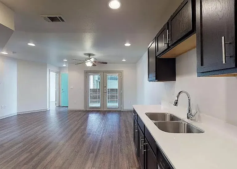 Apartments at M-Street — Photo 11