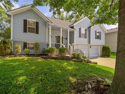 1005 SE 11th St, Lees Summit, MO, 64081