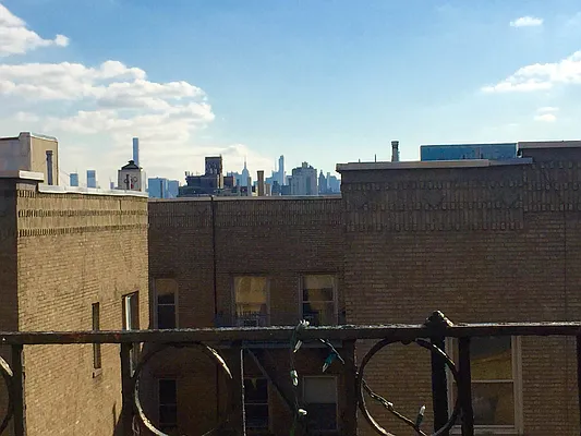 Rented by Gemstone Realty Partners | media 10