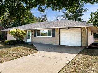 1524 Hillwood Dr, Dayton, OH 45439