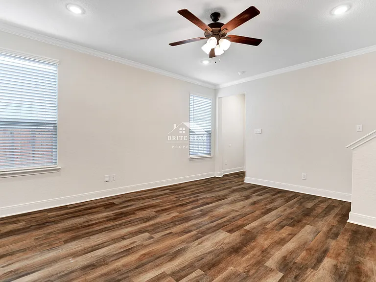 10311 Candlewood Way #101 — Photo 6
