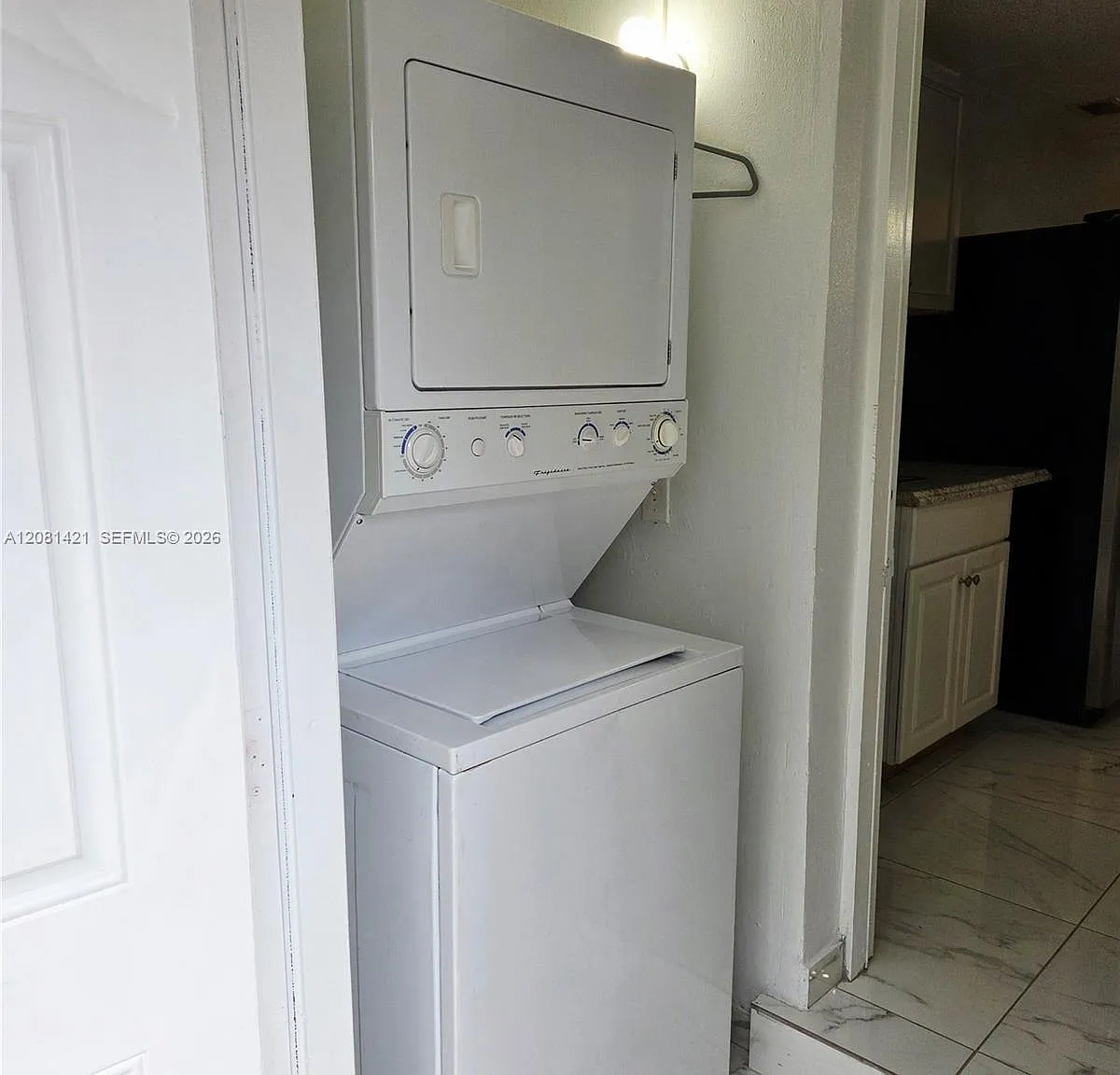 Country Lake Manors Sec 2 — Photo 3