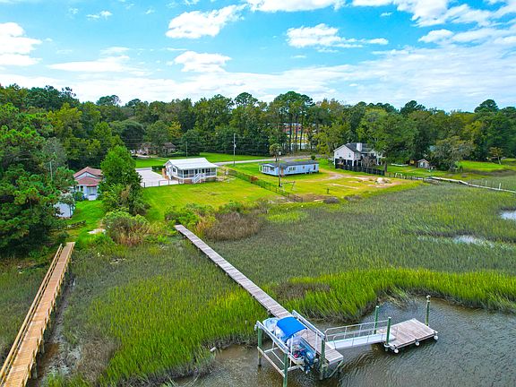 4th image of 1269 River Rd