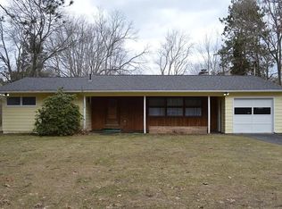 9177 Maltby Rd, Brighton, MI 48116