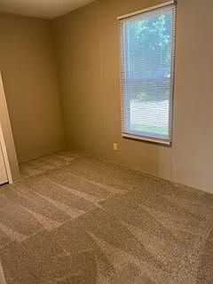 5th image of 667 Jock Ln