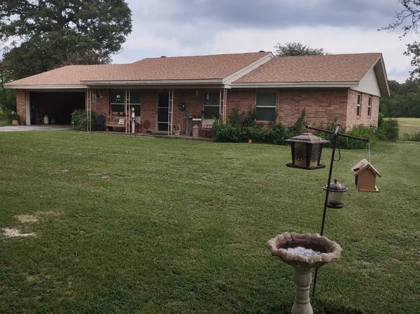 255 Private Rd, Gladewater, TX 75647