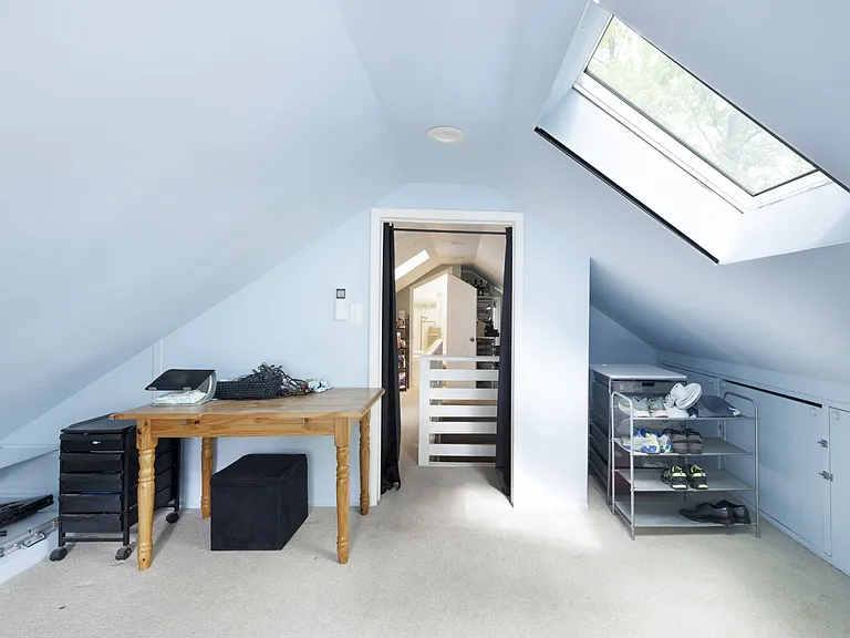 4850 Crescent St — Photo 15