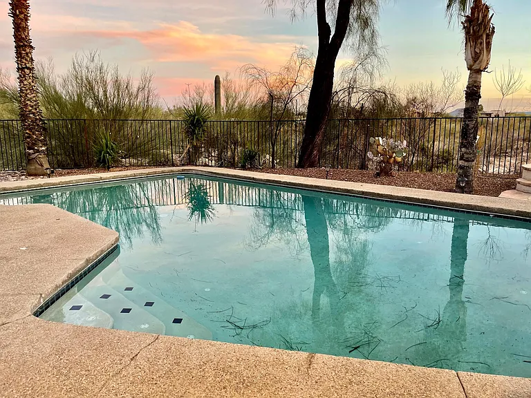 W Las Lomitas Rd — Photo 22