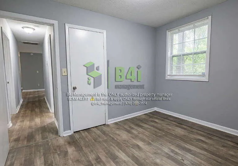 324 Macedonia Rd SE — Photo 13