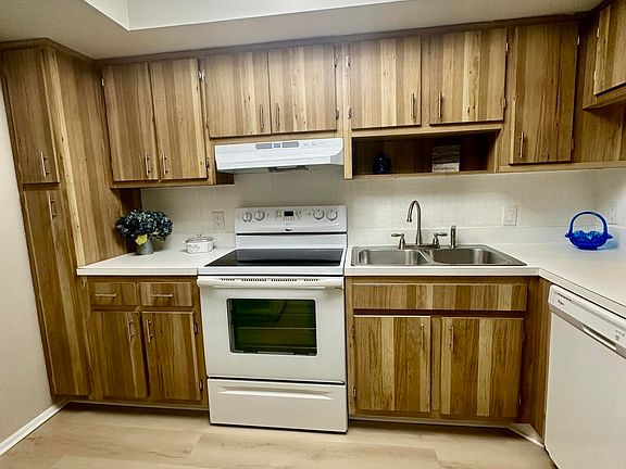 5th image of 3210 N Harbor City Blvd APT 314