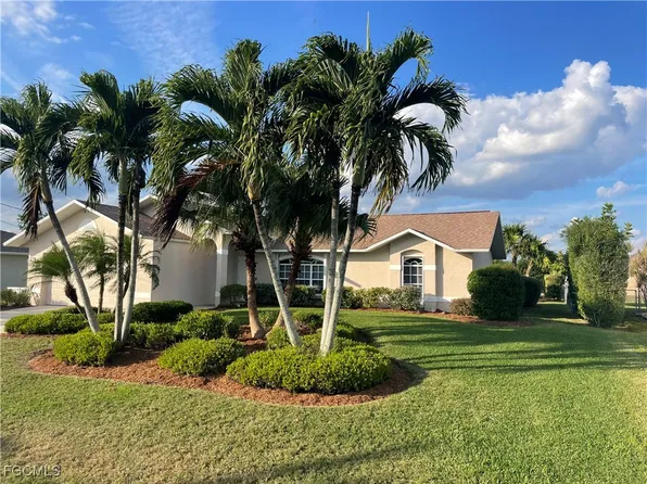1425 SE 13th Ter, Cape Coral, FL 33990