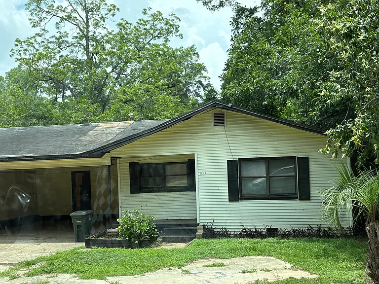 1114 Joe Louis St — Photo 3