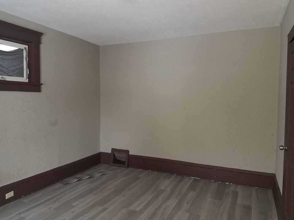 1st image of 2722 Marvin Ave