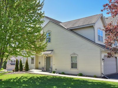 8616 South Stratford ROAD, Oak Creek, WI, 53154