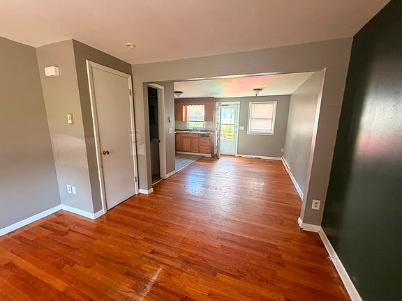 2nd image of 68 Clinton Ave #B