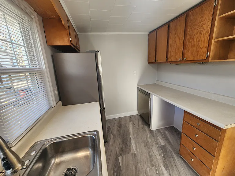 941 Grosstown Rd #1 — Photo 4