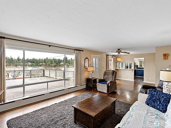 4th image of 1723 Shorewood Drive