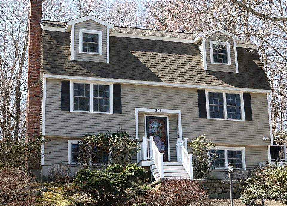 1st image of 205 Golden Hill Ave